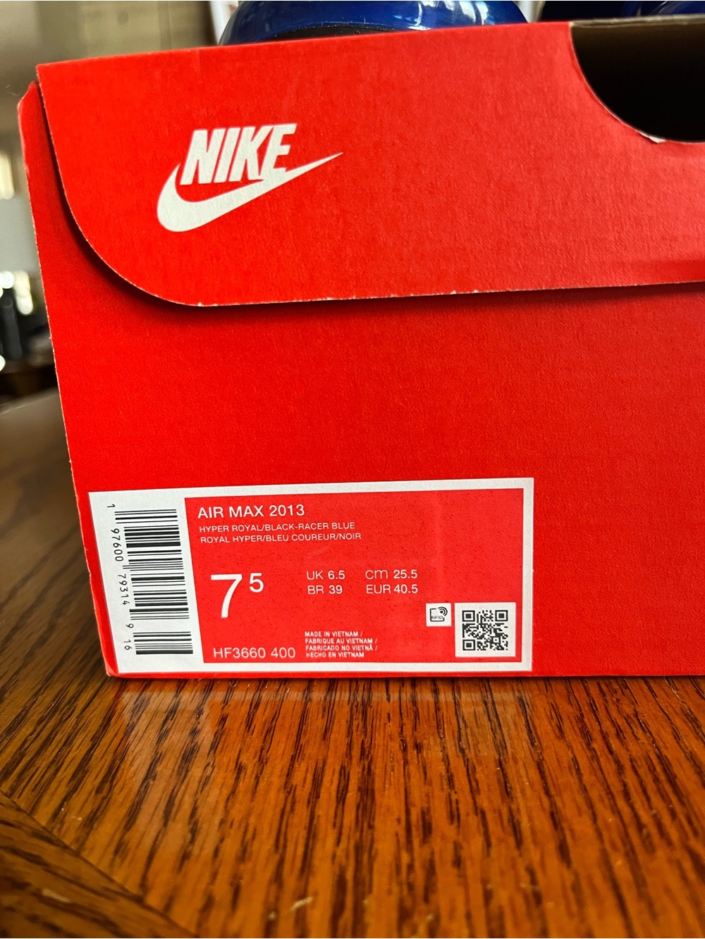 Nike Blue Mesh Air Max 2013 Sneakers with Black Swoosh - Picture 6 of 6
